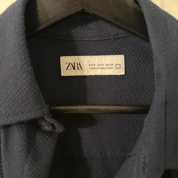 Zara Men’s navy blue size small button down shirt - Picture 3 of 3